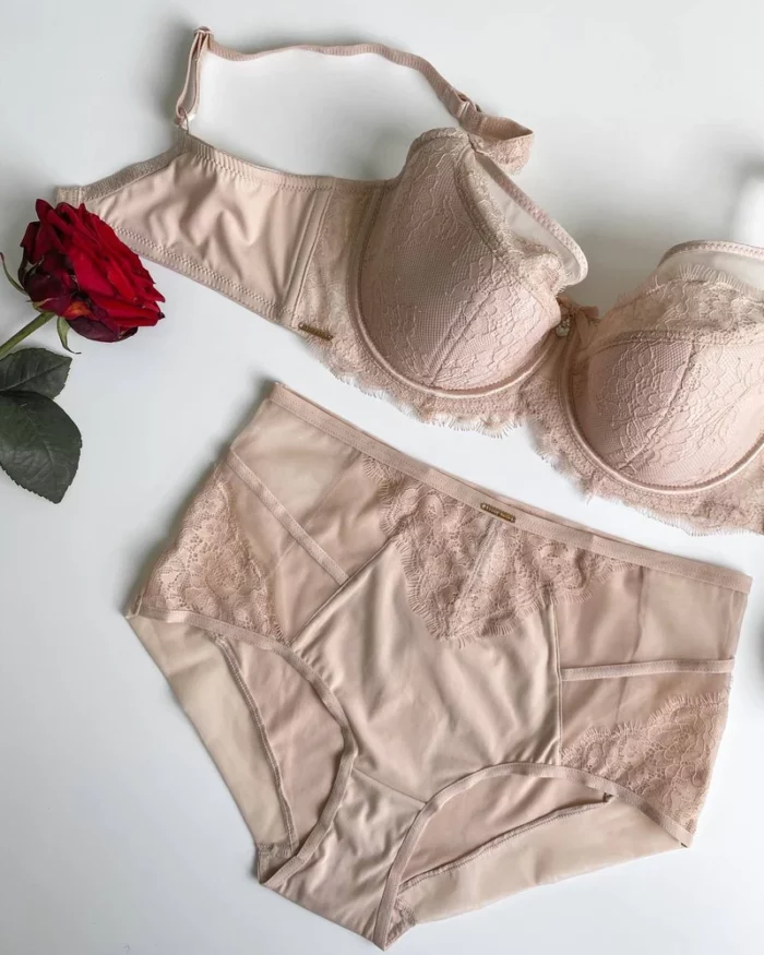 luxurious-beige-set-of-lace-underwear-with-a-rose-near-it