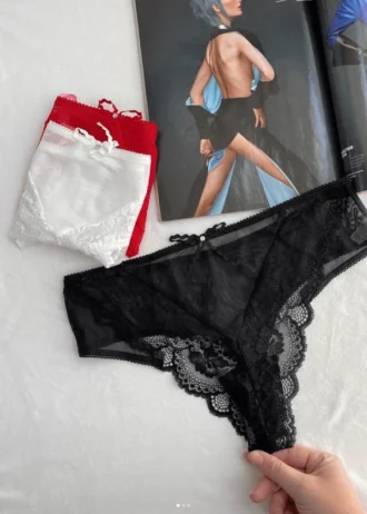 tempting-white-black-and-red-high-waisted-thongs-with-mesh-pieces-of-lace-and-bows