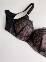 tempting-black-and-white-lace-classic-bra-with-thin-push-up-D-cups