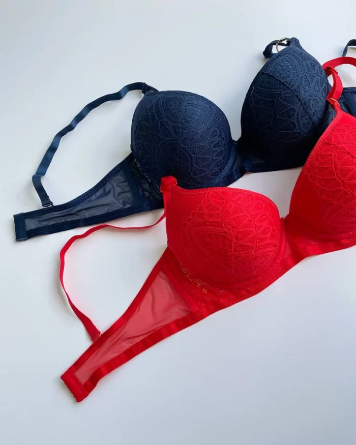 blue-and-red-lace-classic-bras-with-thin-foam-and-mesh-C-cups