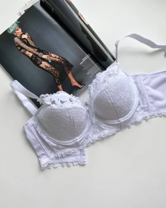 wonderful-white-lace-bustier-bra-with-thin-foam-D-cups