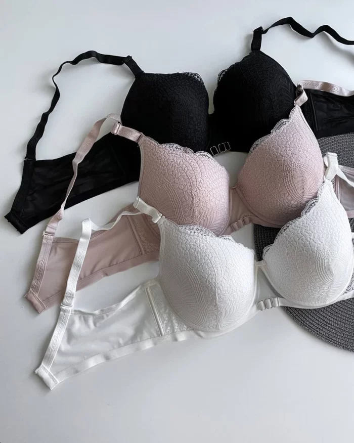 wonderful-black-white-and-powdery-lace-classic-bras-with-corrective-D-cups-and-mesh