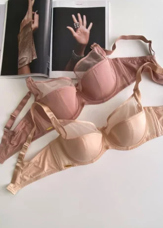 luxurious smooth powdery and beige bras with thin foam and D cups with mesh Lanny Mode